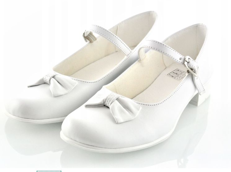 Buty z kokardą na komunię dziewczynki